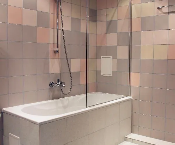 Neonele Vendégház 3*